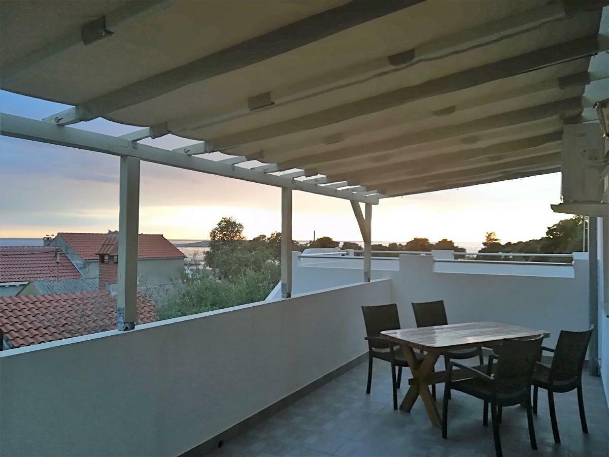 Apartman Rosanda 1 Premuda Esterno foto