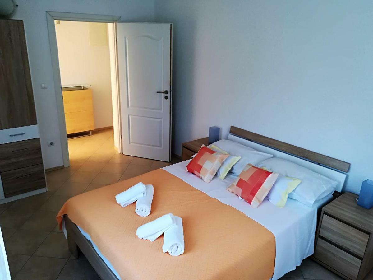 Apartman Rosanda 1 Premuda Esterno foto