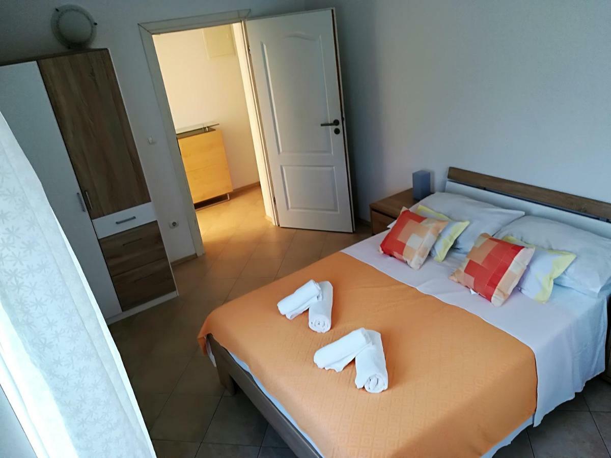 Apartman Rosanda 1 Premuda Esterno foto