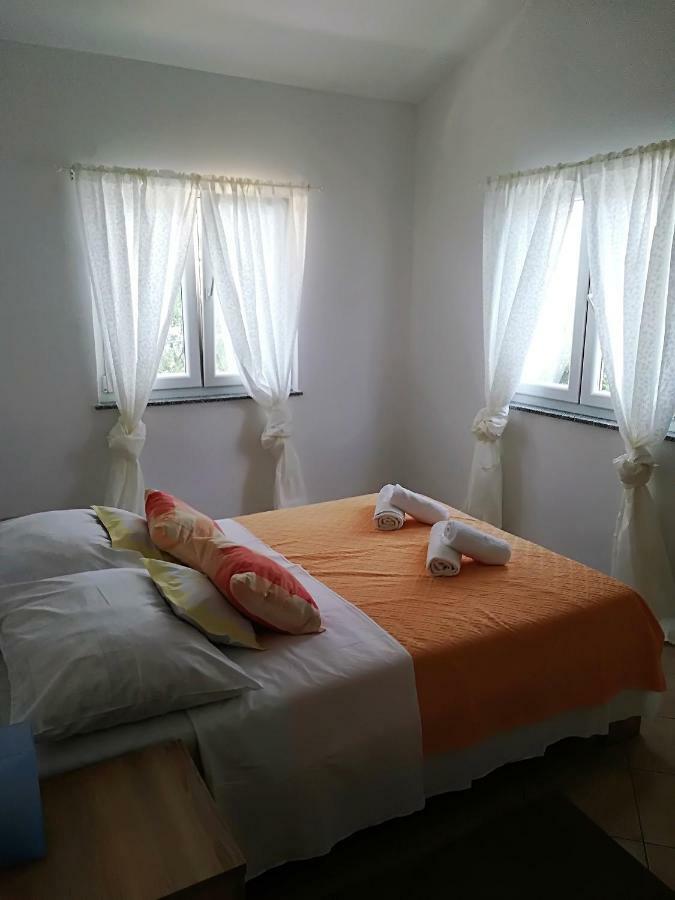 Apartman Rosanda 1 Premuda Esterno foto